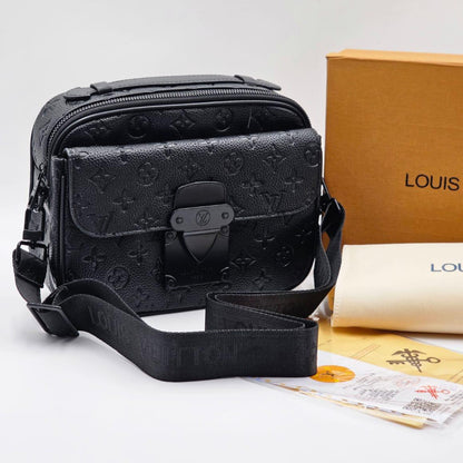 Louis Vuitton Luxe Crossbody Bag™